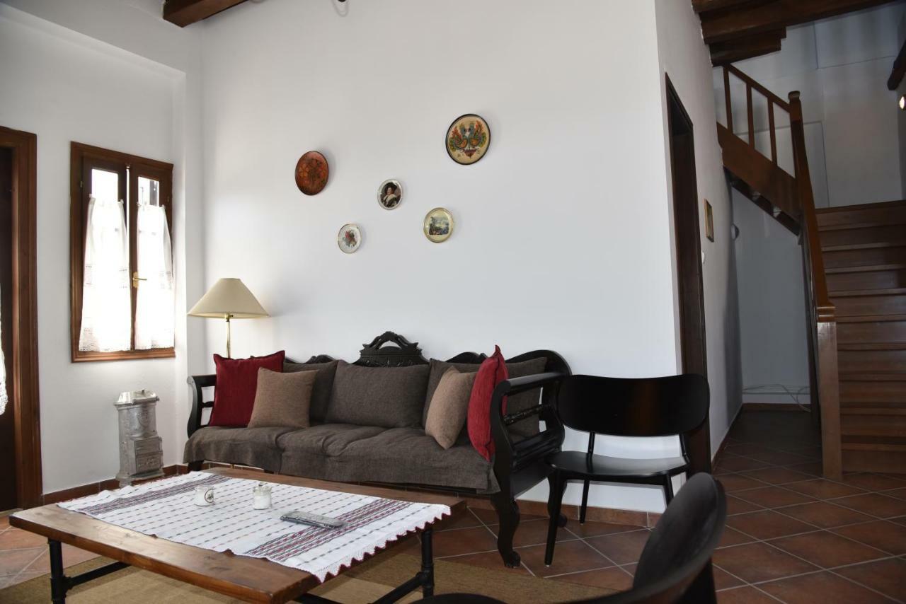 Karpofora Traditional Guesthouse มิลี ภายนอก รูปภาพ
