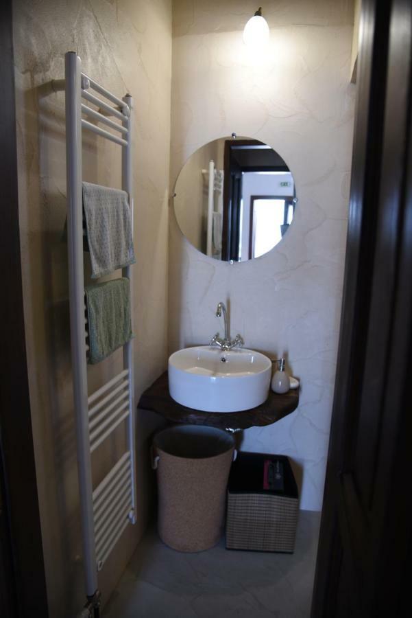 Karpofora Traditional Guesthouse มิลี ภายนอก รูปภาพ